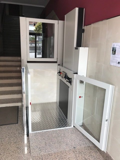 Elevador vertical IZARO