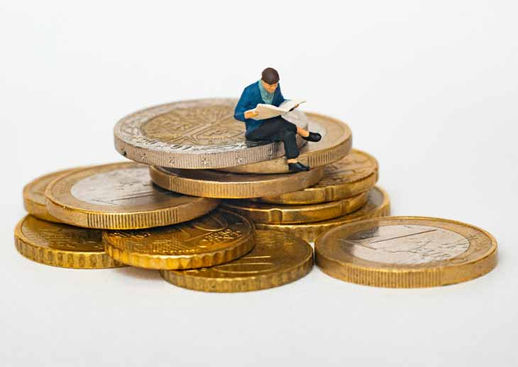 Existen ayudas para instalar plataformas salvaescaleras en una comunidad