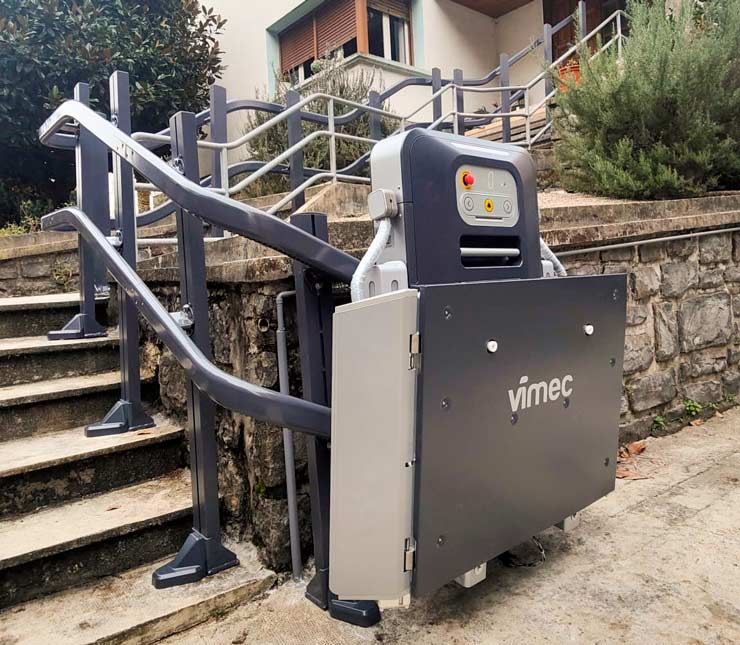 Dimensiones de las plataformas salvaescaleras