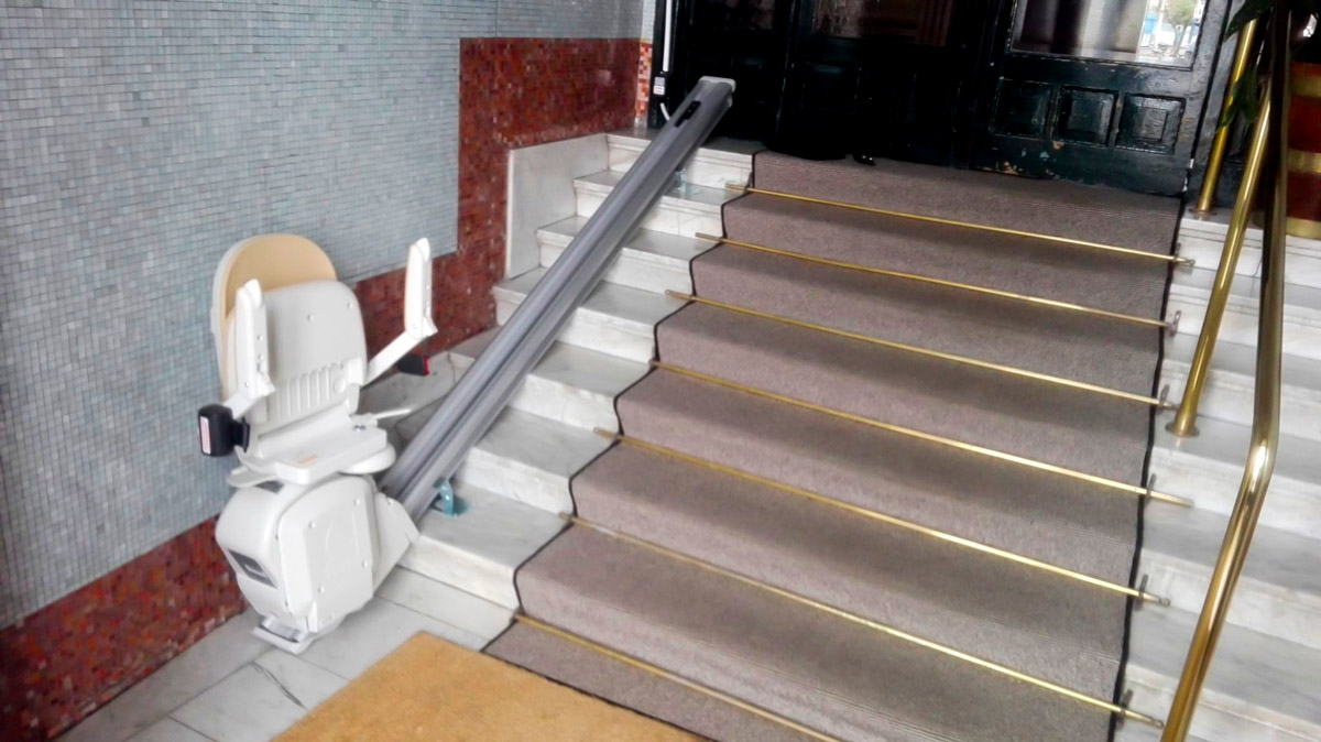 Medidas clave para la instalación de una silla salvaescaleras Medidas clave para la instalación de una silla salvaescaleras