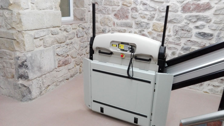 Medidas de las Plataformas Salvaescaleras