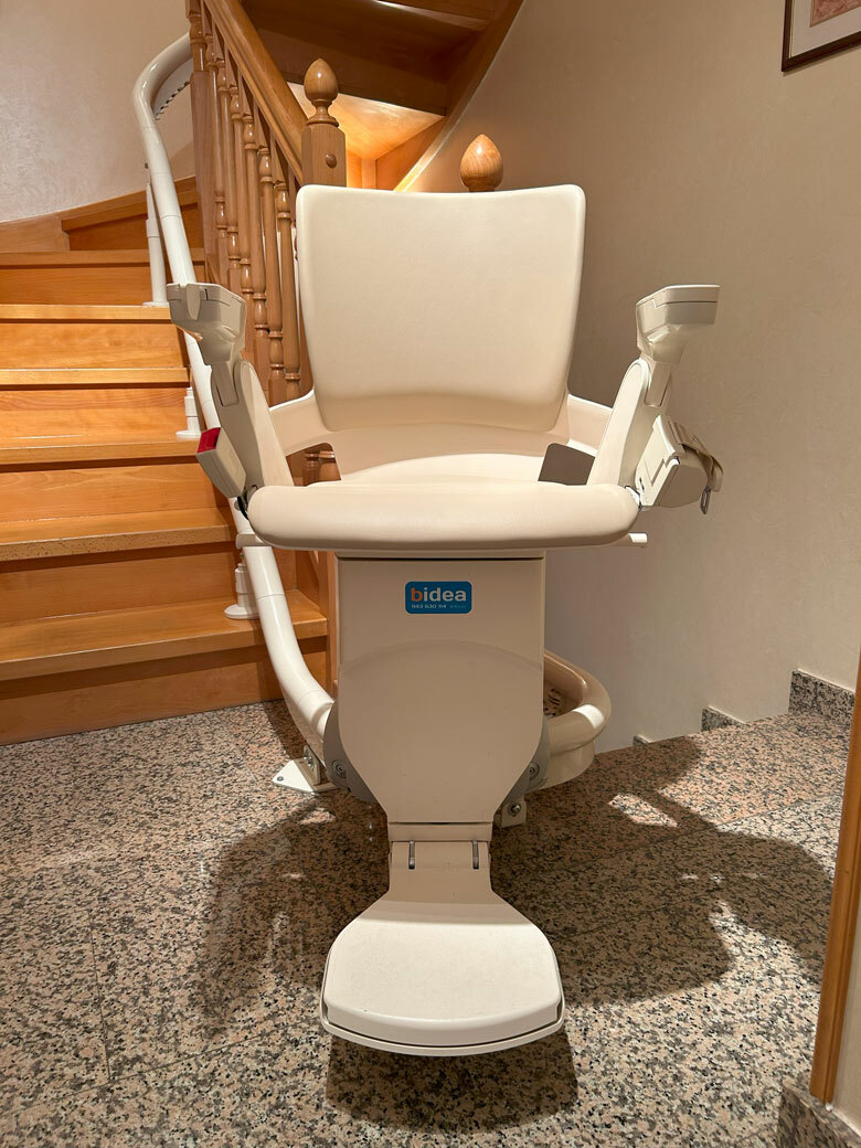 Mantenimiento de escaleras con Bidea