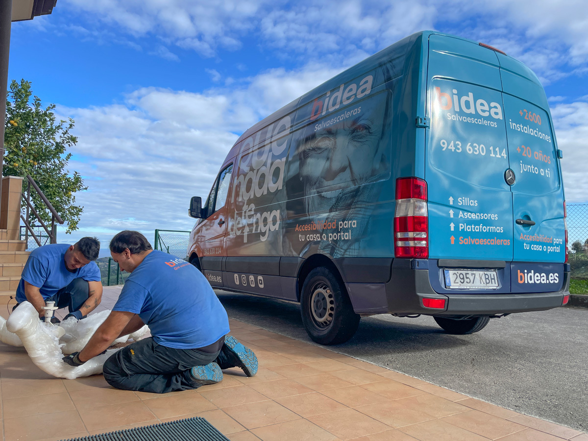 Mantenimiento de escaleras con Bidea