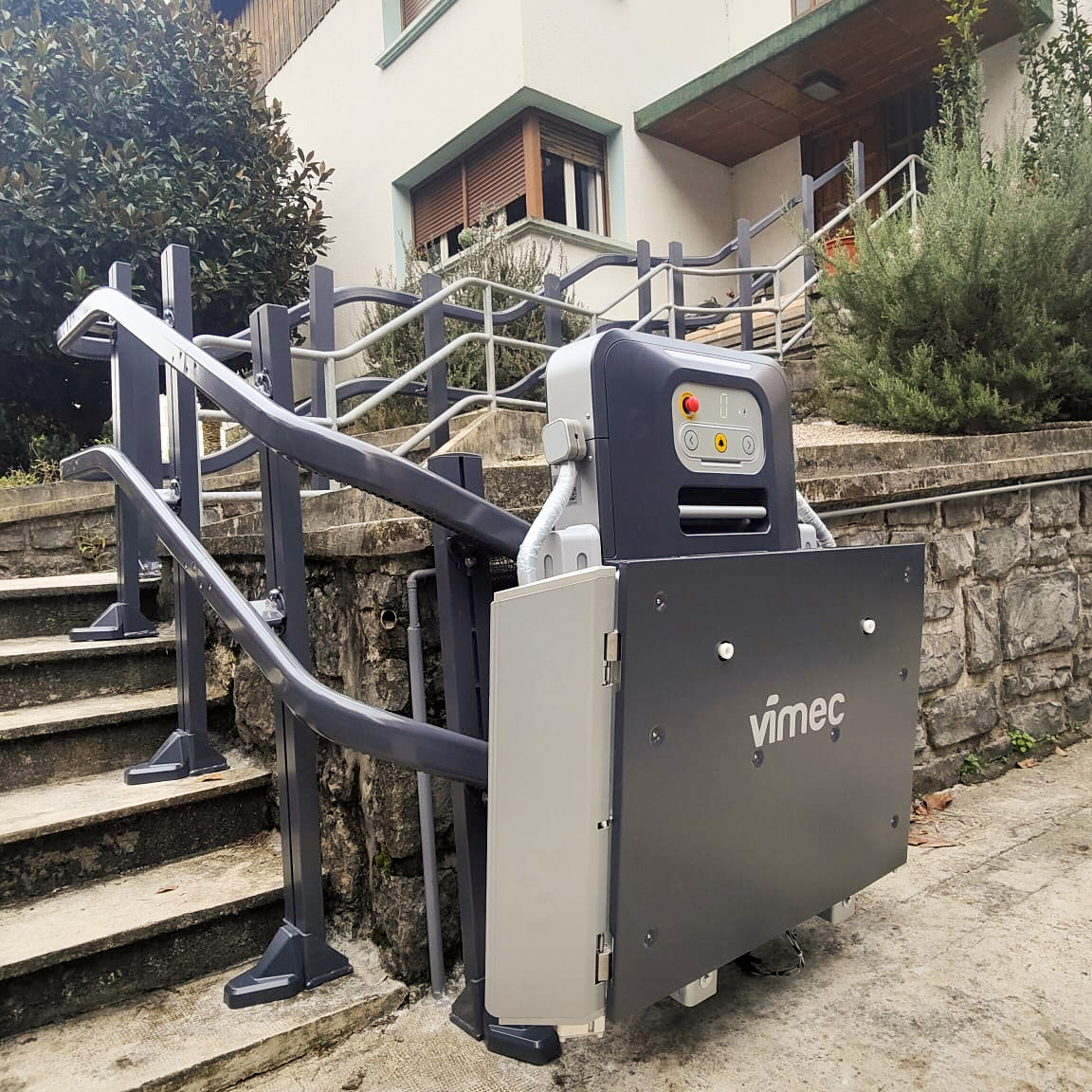 Plataforma salvaescaleras UROLA